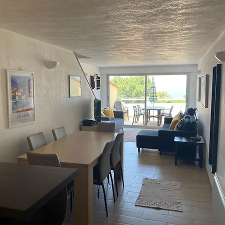 Les Imperiales, 22 Route Imperiale Holiday home